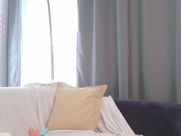 Foto porno jelli_jennifer se dezbraca la web pe Chaturbate pe KUR.ro