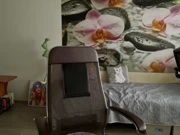 Foto porno Ganduri murdare cu jennycutey pe KUR.ro