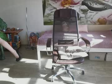 Foto porno Ganduri murdare cu jennycutey pe KUR.ro