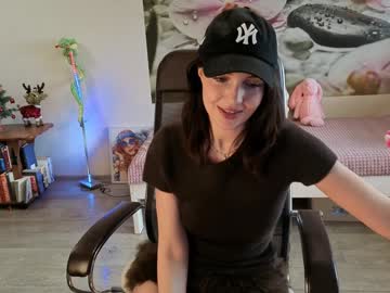 Foto porno Ganduri murdare cu jennycutey pe KUR.ro