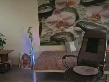 Foto porno Ganduri murdare cu jennycutey pe KUR.ro