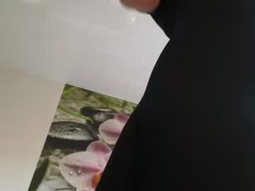 Foto porno Ganduri murdare cu jennycutey pe KUR.ro