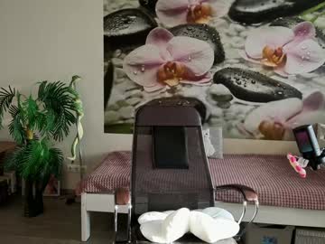 Foto porno Ganduri murdare cu jennycutey pe KUR.ro