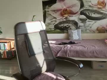 Foto porno Ganduri murdare cu jennycutey pe KUR.ro