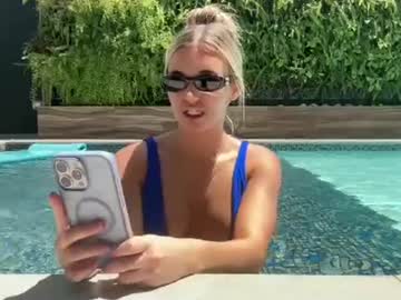 Foto erotica #880480 pe KUR.ro