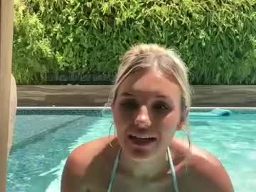 Foto erotica #891704 pe KUR.ro