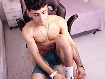 Foto erotica #4552604 pe KUR.ro