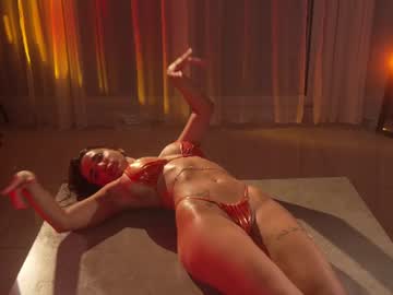 Foto porno Discutii intime cu jseductiveart pe KUR.ro
