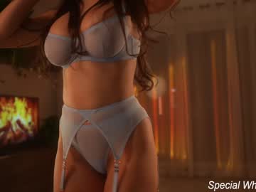 Foto porno Discutii intime cu jseductiveart pe KUR.ro