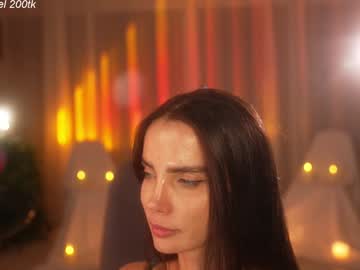 Foto porno Discutii intime cu jseductiveart pe KUR.ro