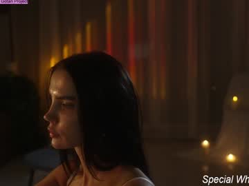 Foto porno Discutii intime cu jseductiveart pe KUR.ro