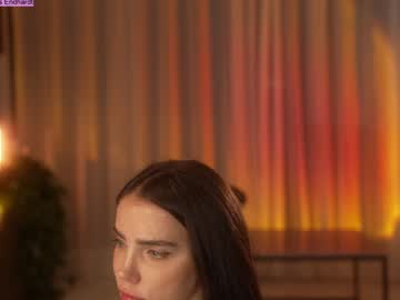 Foto porno Discutii intime cu jseductiveart pe KUR.ro