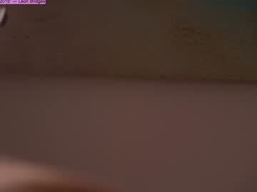 Foto porno Discutii intime cu jseductiveart pe KUR.ro