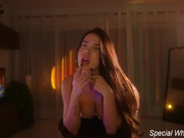 Foto porno Discutii intime cu jseductiveart pe KUR.ro