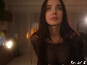 Foto porno Discutii intime cu jseductiveart pe KUR.ro