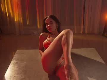 Foto porno Discutii intime cu jseductiveart pe KUR.ro