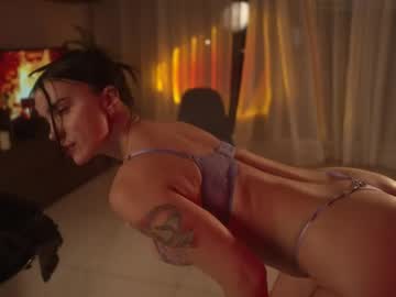 Foto porno Discutii intime cu jseductiveart pe KUR.ro
