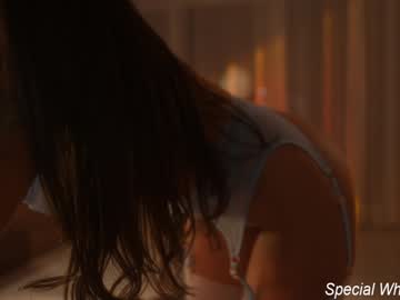 Foto porno Discutii intime cu jseductiveart pe KUR.ro