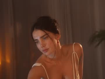 Foto porno Discutii intime cu jseductiveart pe KUR.ro