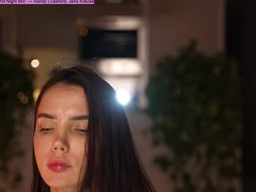 Foto porno Discutii intime cu jseductiveart pe KUR.ro