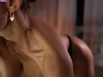 Foto porno Discutii intime cu jseductiveart pe KUR.ro