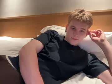 Foto porno Ce sexy este juanswaga pe KUR.ro