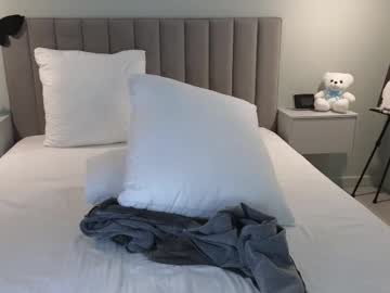 Foto porno jujuyang se dezbraca la web pe Chaturbate pe KUR.ro