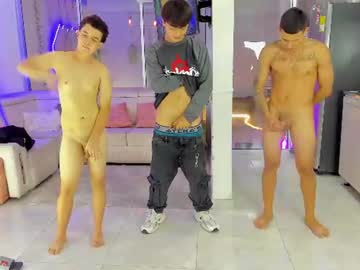 Foto porno Ce sexy este justingtime21 pe KUR.ro