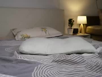 Foto porno kaeliascorch descoperita pe video chat pe KUR.ro