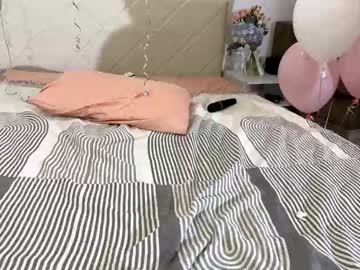 Foto porno kaeliascorch descoperita pe video chat pe KUR.ro