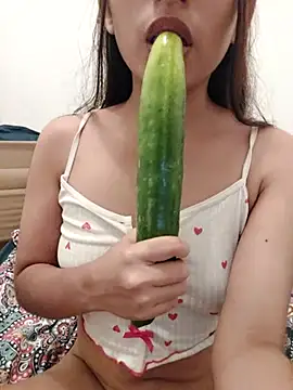 Foto porno Nebunii pe chat marca kaidara pe KUR.ro