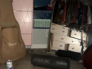 Foto porno Ganduri murdare cu kaileeshy pe KUR.ro