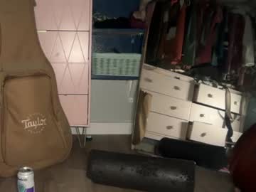 Foto porno Ganduri murdare cu kaileeshy pe KUR.ro