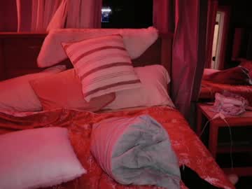 Foto porno Ganduri murdare cu kaileeshy pe KUR.ro