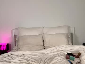 Foto porno kalashbabyy descoperita pe video chat pe KUR.ro