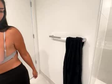 Foto porno Nebunii pe chat marca kaliblakexo pe KUR.ro