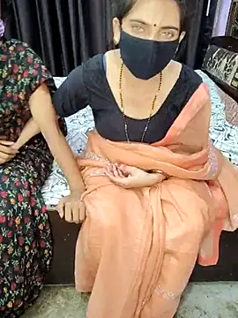 Album foto porno kamini_bhabhi ne arata tot la camera