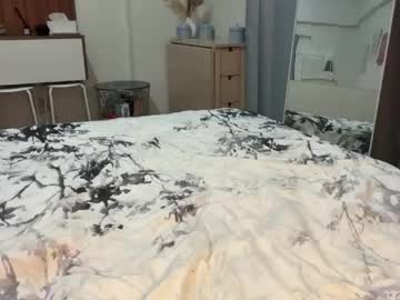 Foto porno Ganduri murdare cu karinaaaxx pe KUR.ro