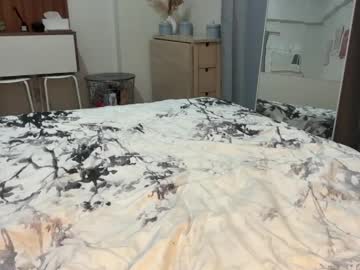 Foto porno Ganduri murdare cu karinaaaxx pe KUR.ro
