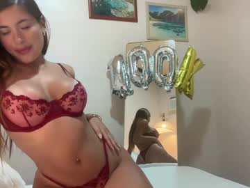 Foto porno Ganduri murdare cu karinaaaxx pe KUR.ro