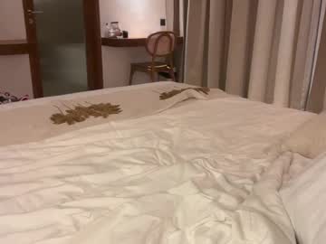 Foto porno Ganduri murdare cu karinaaaxx pe KUR.ro