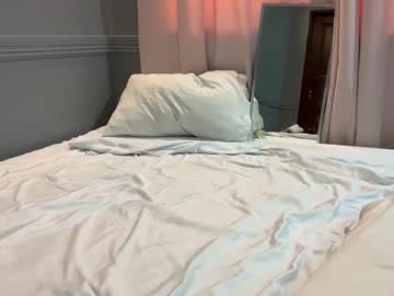 Foto porno Ganduri murdare cu karinaaaxx pe KUR.ro