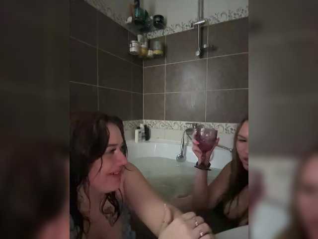 Foto porno karolina7 vrea sex pe BongaCams pe KUR.ro