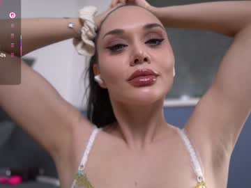 Foto porno katesdesire se dezbraca la web pe Chaturbate pe KUR.ro