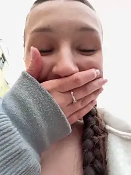 Foto porno Ganduri murdare cu katexxxx pe KUR.ro