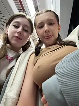 Foto porno Ganduri murdare cu katexxxx pe KUR.ro