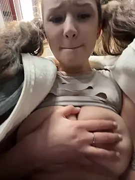 Foto porno Ganduri murdare cu katexxxx pe KUR.ro