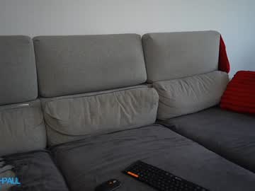 Foto porno Discutii intime cu marykiskis pe KUR.ro