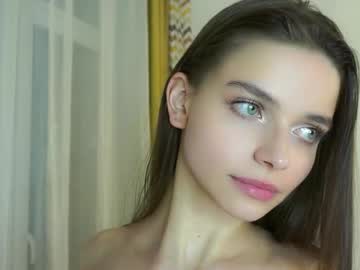 Foto porno keenakosbab descoperita pe video chat pe KUR.ro