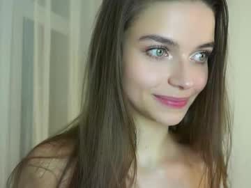 Foto porno keenakosbab descoperita pe video chat pe KUR.ro